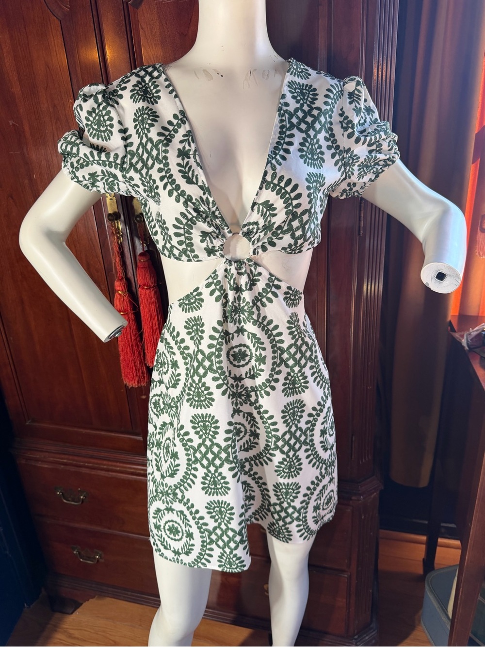 SHEIN White Mini Dress with Green Botanical Print and Ring Cutout